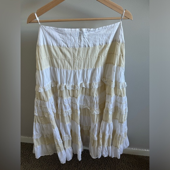 White Marc aurel skirt 🤍 - Picture 1 of 4